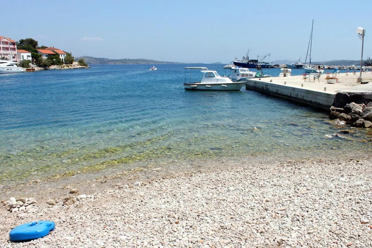 Apartments By The Sea Sali, Dugi Otok - 8194 Croatia