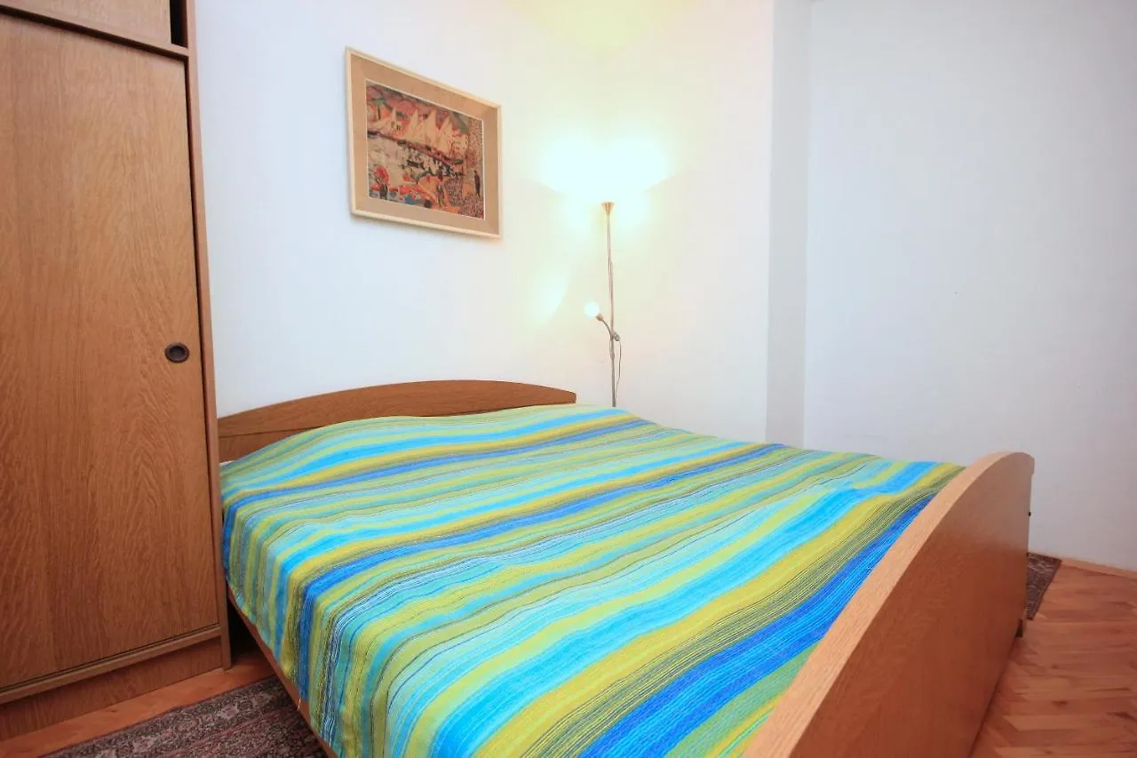Apartments By The Sea Sali, Dugi Otok - 8194 0*, Sali